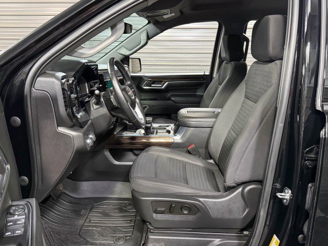 Used 2022 GMC Sierra 1500 Elevation w/ Max Trailering Package image 17