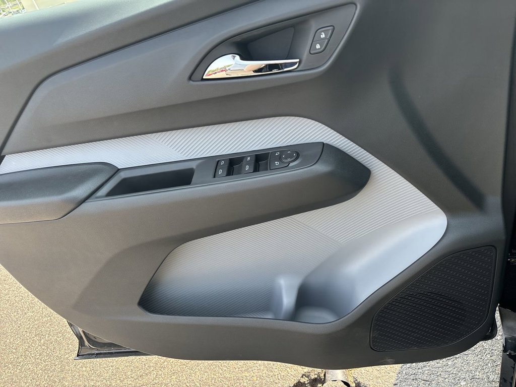 New 2027 Chevrolet Bolt LT w/ Comfort Package FWD image 21