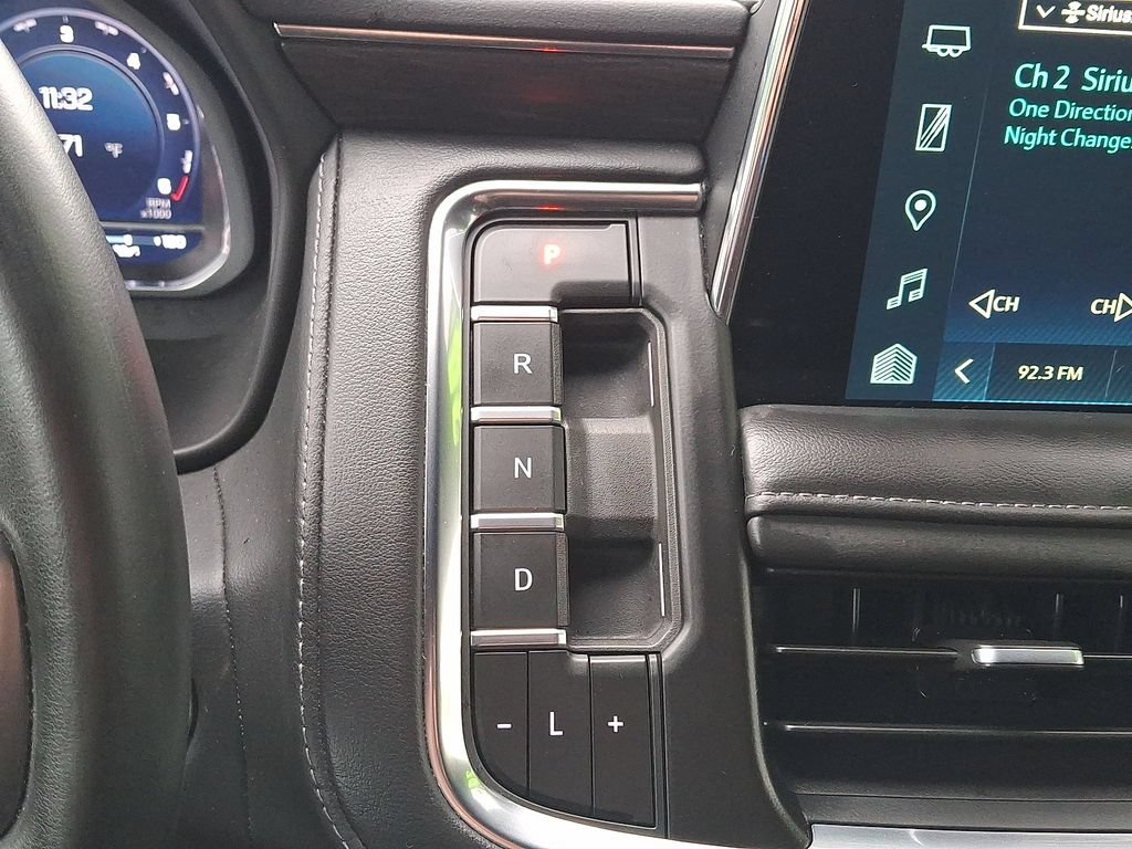 Used 2024 Chevrolet Tahoe LT AWD/4WD image 4