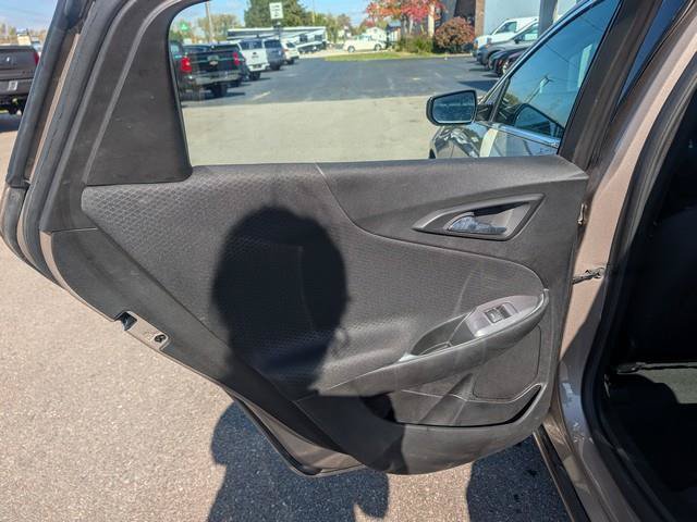Used 2024 Chevrolet Malibu LT FWD image 17