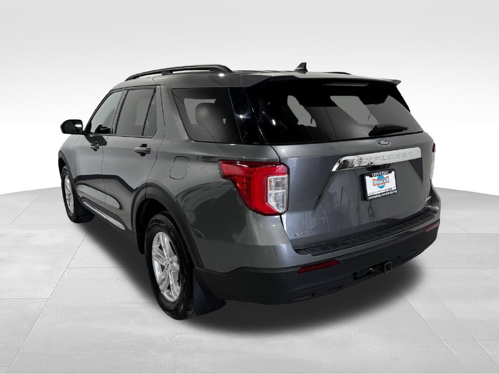 Used 2023 Ford Explorer XLT w/ Class IV Trailer Tow Package AWD/4WD image 37