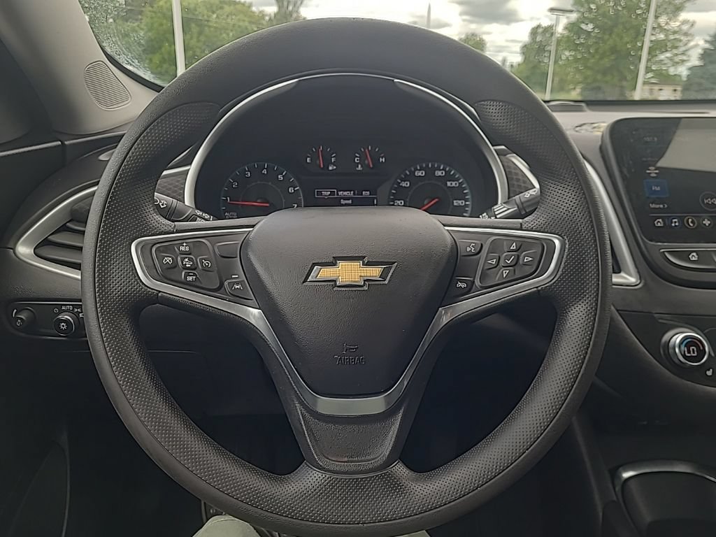 Used 2023 Chevrolet Malibu LT w/ Driver Confidence Package FWD image 16