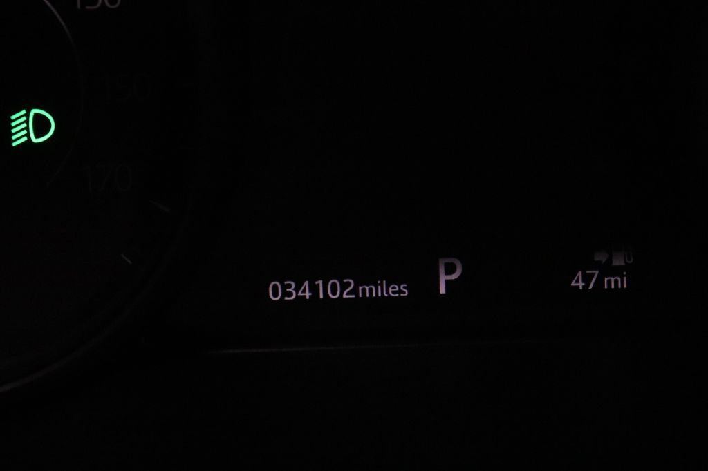 Used 2018 Jaguar E-PACE S image 35