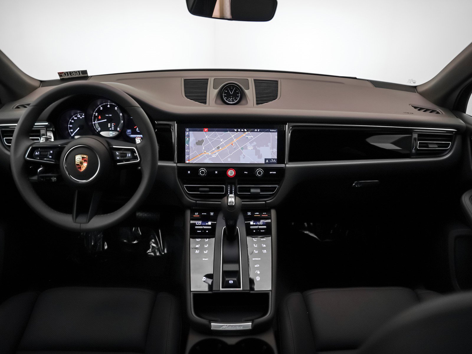 New 2026 Porsche Macan image 15