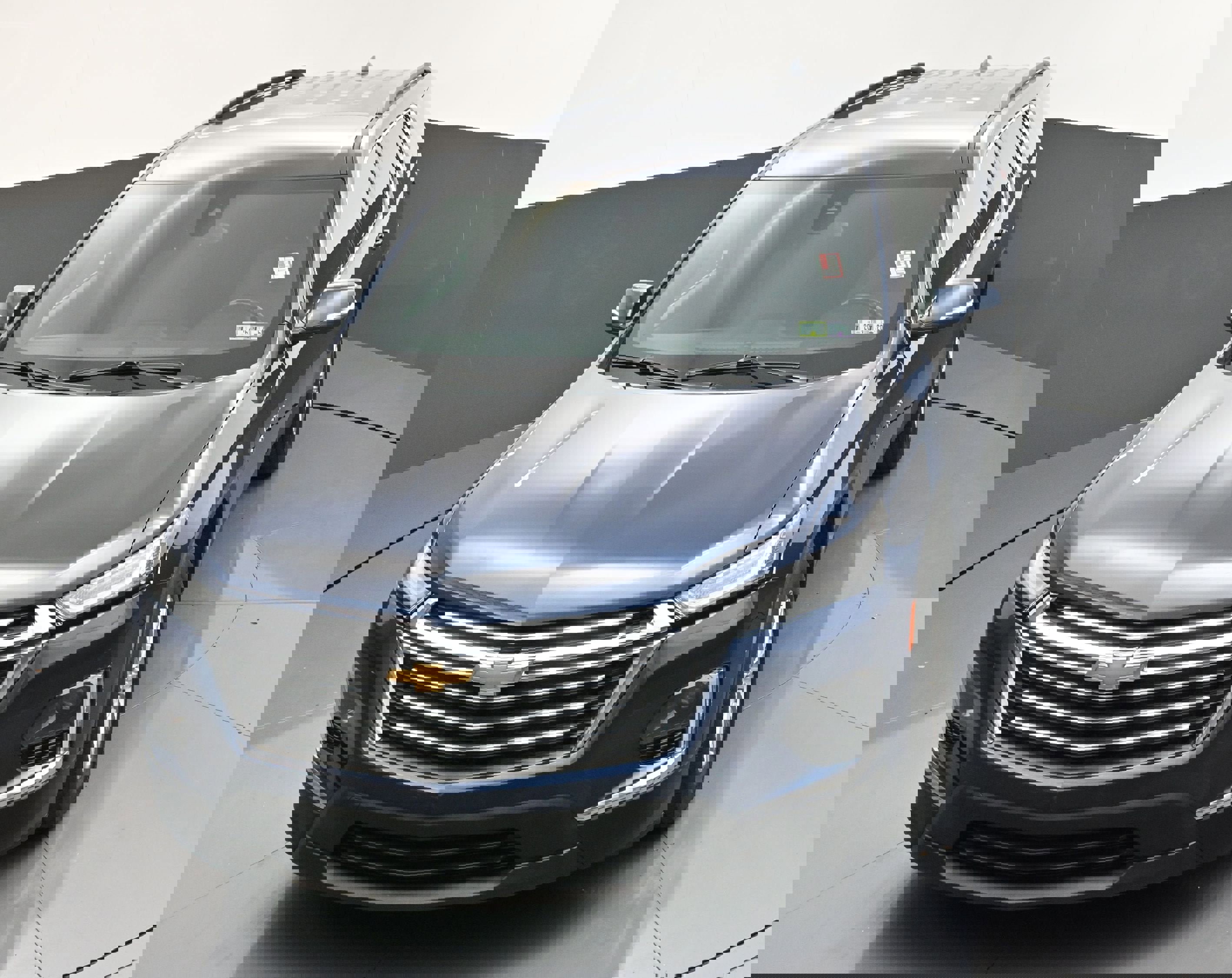 Used 2023 Chevrolet Traverse LT image 50