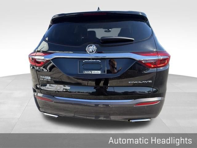 Used 2018 Buick Enclave Essence w/ Trailering Package FWD image 13