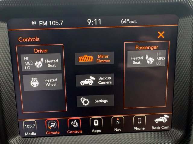 Used 2020 Jeep Wrangler Unlimited Sahara w/ Uconnect 4C Nav & Sound Group AWD/4WD image 29