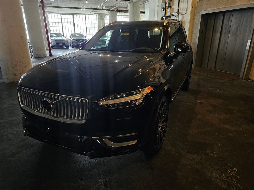 Certified 2025 Volvo XC90 B6 Ultra w/ Protection Package Premier