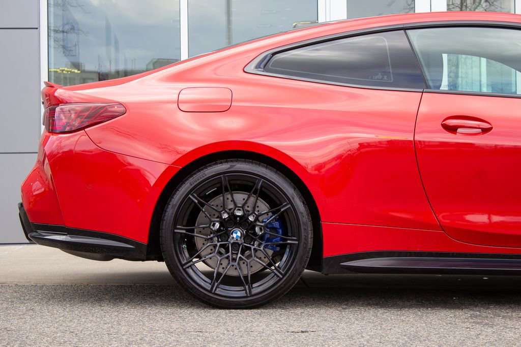 Used 2026 BMW M4 Coupe w/ Executive Package image 6