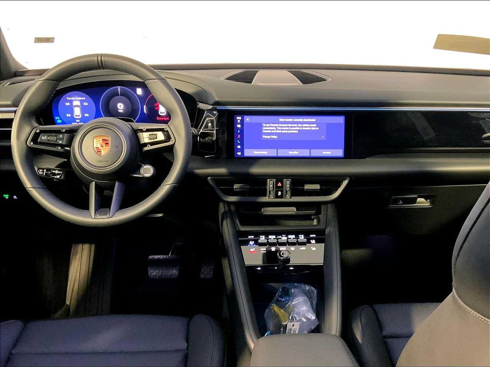 New 2026 Porsche Macan 4 Electric AWD/4WD image 14