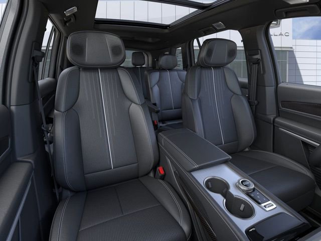 New 2026 Cadillac Vistiq Luxury w/ LPO, Floor Liner Package image 16