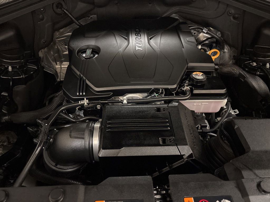 Used 2025 Genesis GV80 2.5T Select image 26