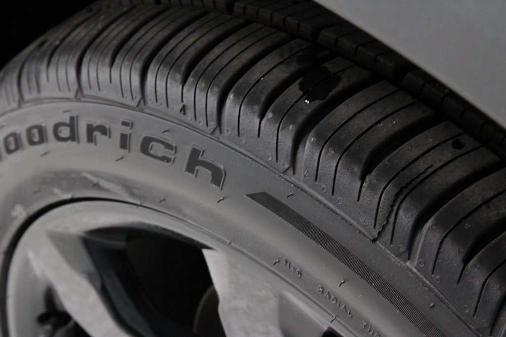 Used 2022 Ford Explorer ST w/ ST High-Performance Pack image 20