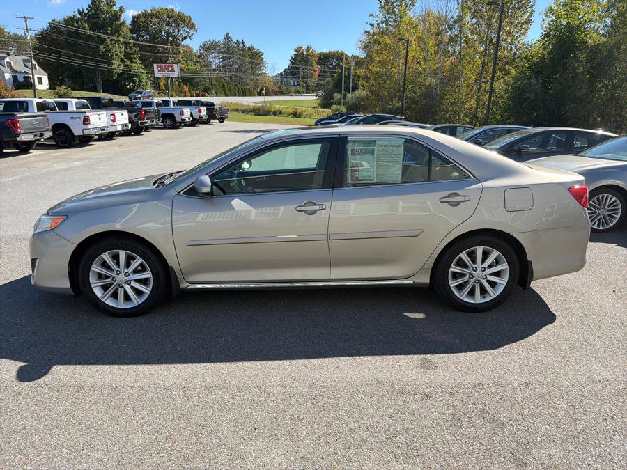 Used 2013 Toyota Camry L image 2