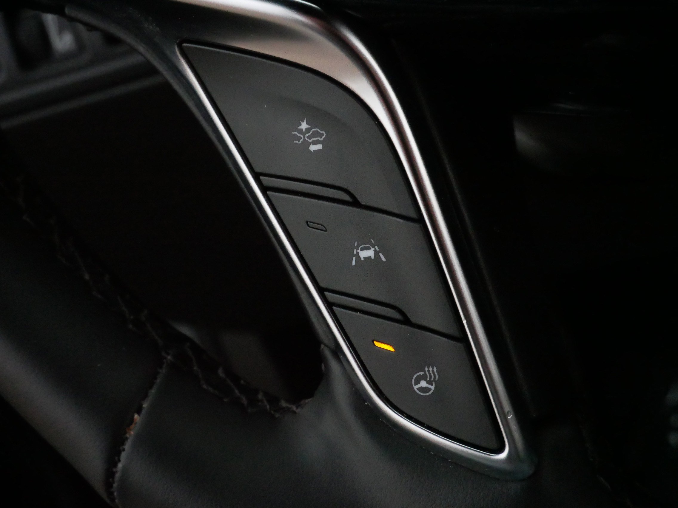 Certified 2025 Cadillac XT5 Premium Luxury image 25