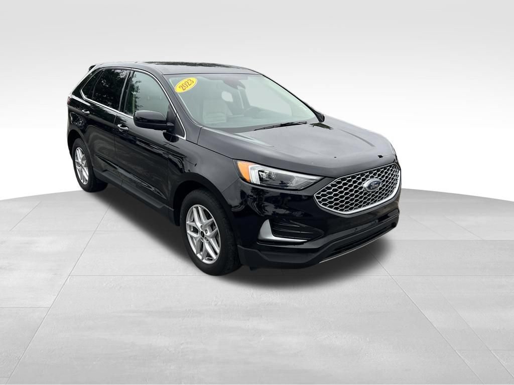 Used 2023 Ford Edge SEL AWD/4WD image 9
