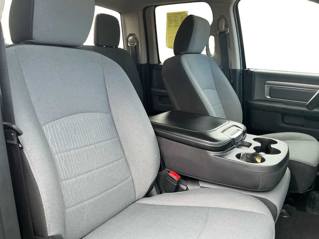 Used 2024 RAM 1500 Classic SLT AWD/4WD image 18