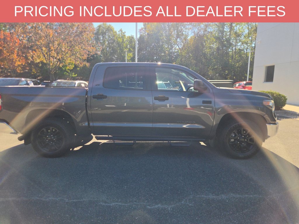 Used 2021 Toyota Tundra SR5 w/ SR5 Leather Package AWD/4WD image 16