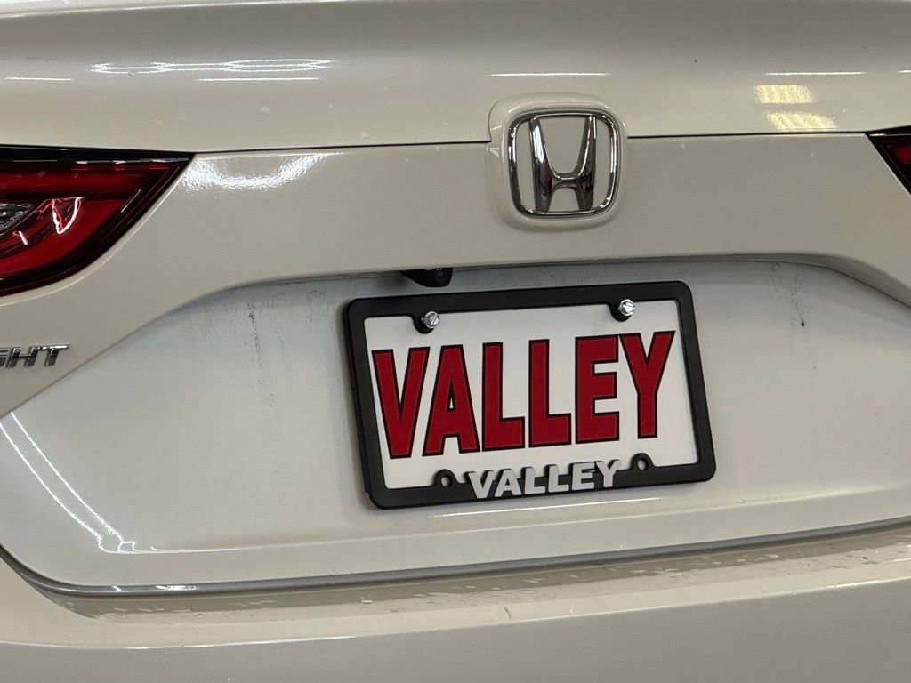 Used 2022 Honda Insight Touring image 18