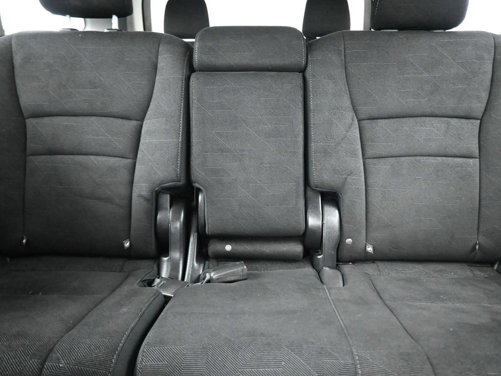 Used 2019 Honda Pilot LX image 26