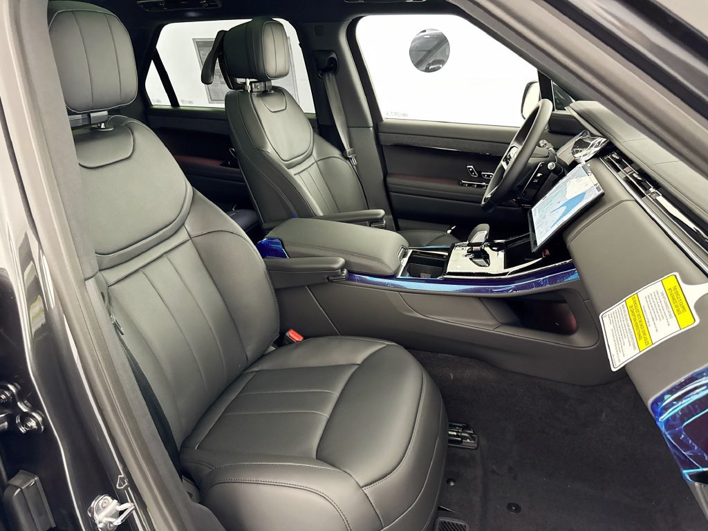 New 2026 Land Rover Range Rover Sport Dynamic SE AWD/4WD image 30