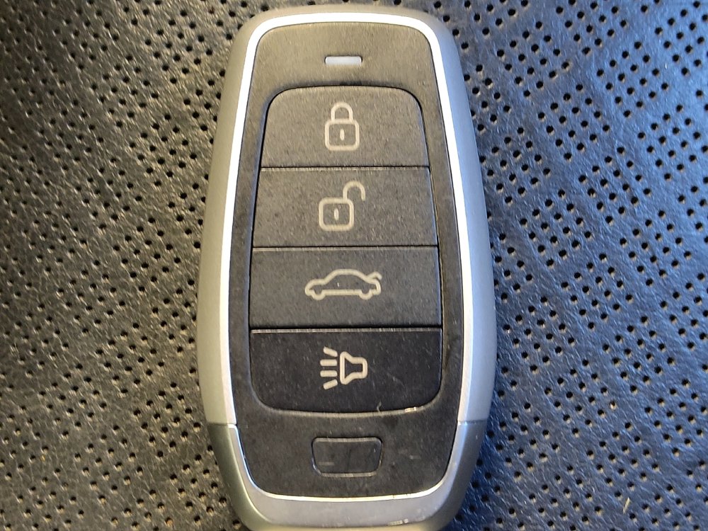 Used 2020 Kia Optima SE image 32