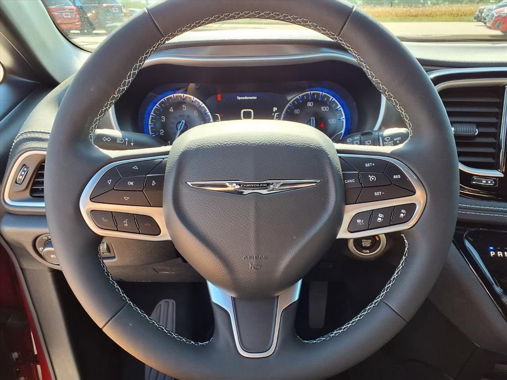 New 2026 Chrysler Pacifica Select image 15