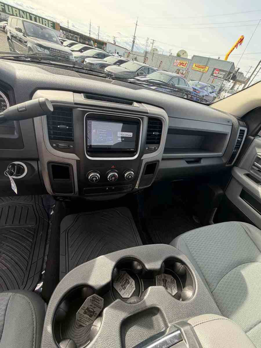 Used 2014 RAM 1500 Express RWD image 6