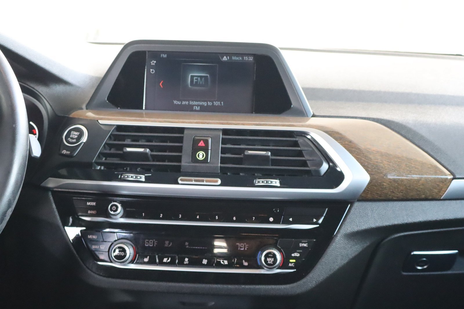 Used 2019 BMW X3 xDrive30i w/ Driving Assistance Package AWD/4WD image 30