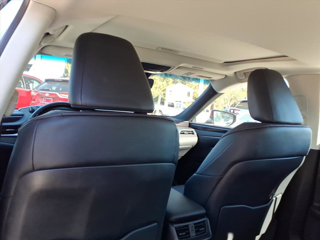 Used 2019 Lexus ES 350 w/ Premium Package image 17