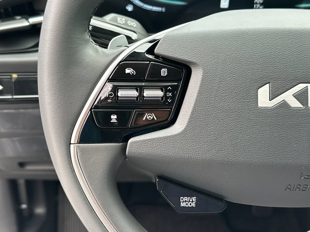 New 2026 Kia Niro EX FWD image 20