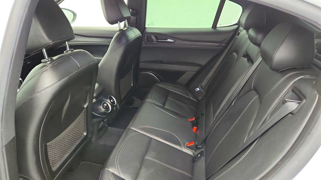 Used 2022 Alfa Romeo Stelvio Sprint image 21