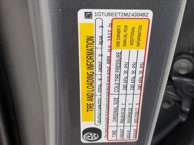 Used 2021 GMC Sierra 1500 AT4 w/ Driver Alert Package II AWD/4WD image 15