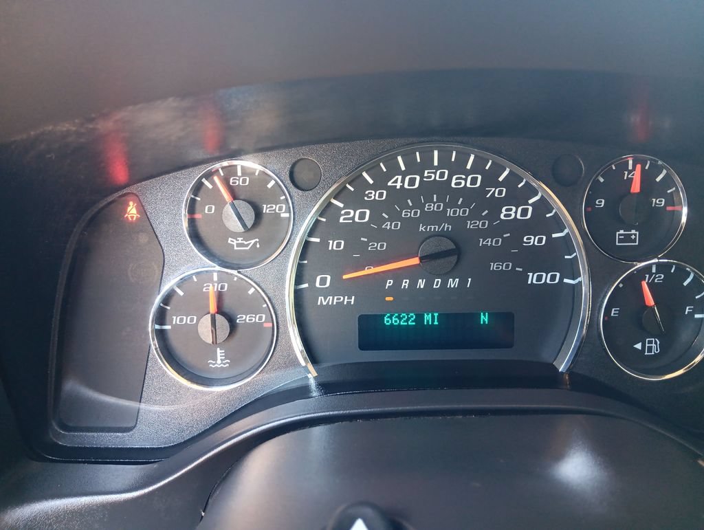 Used 2025 Chevrolet Express 3500 LS RWD image 16