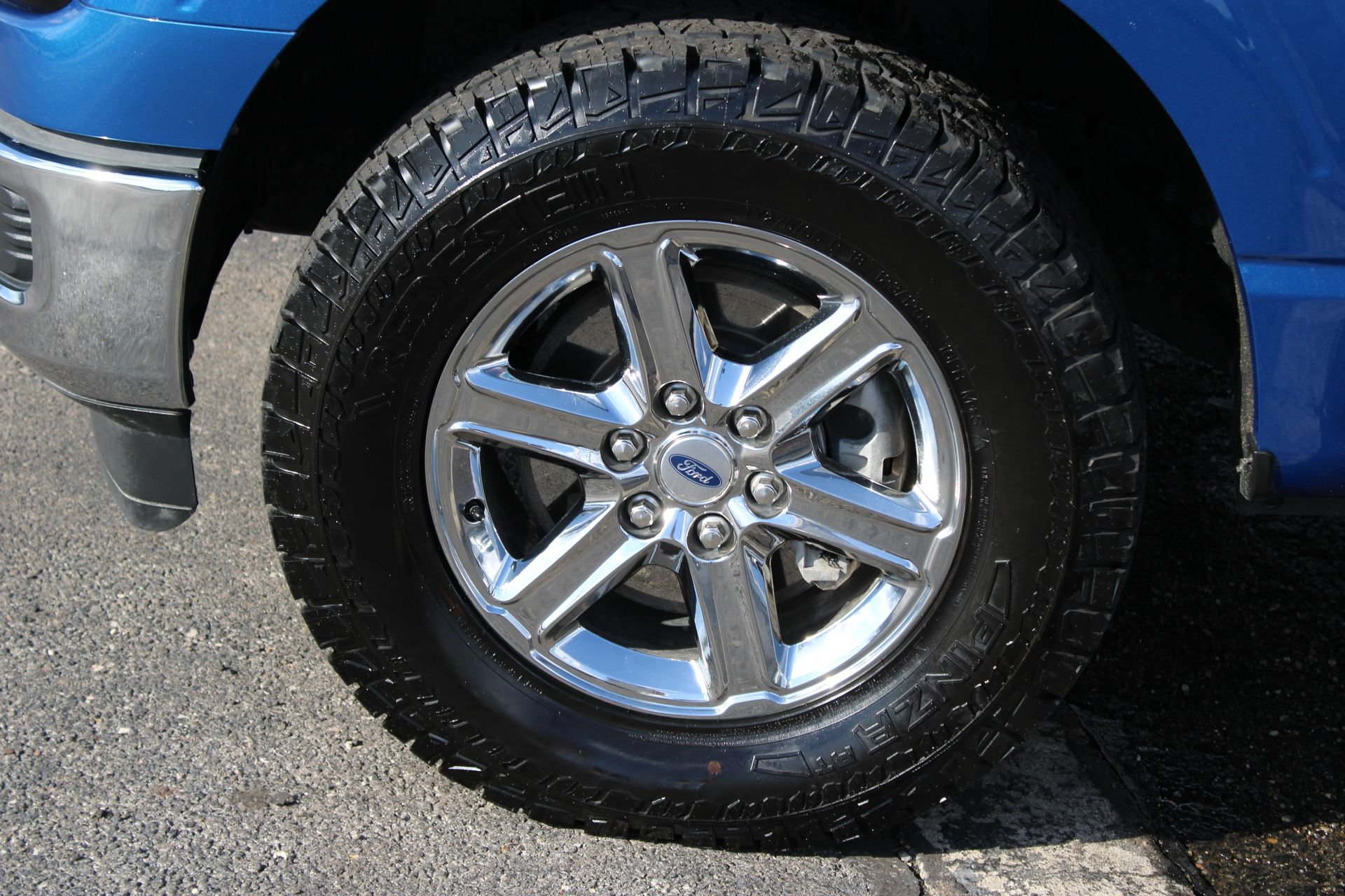Used 2024 Ford F150 XLT w/ Tow/Haul Package AWD/4WD image 12