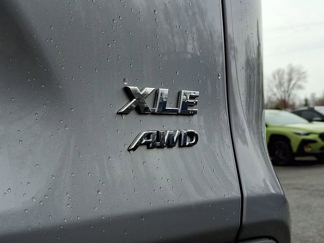 Used 2024 Toyota RAV4 XLE w/ Convenience Package image 32
