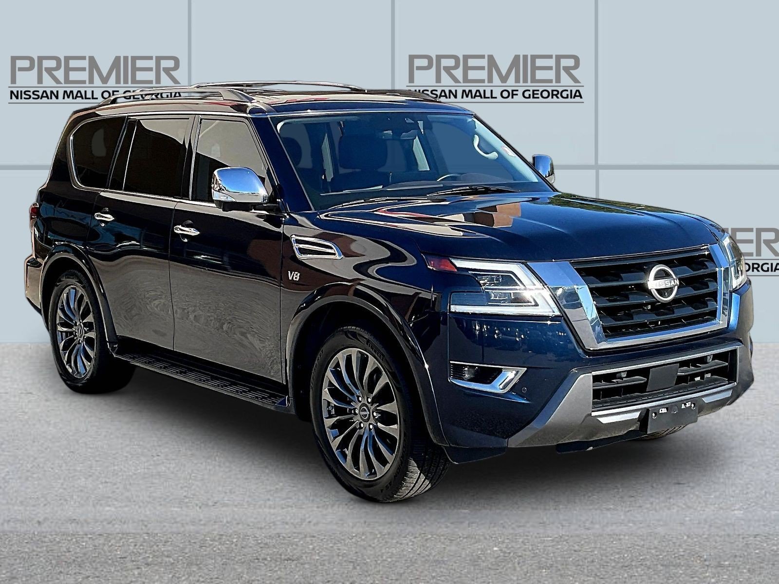 Certified 2022 Nissan Armada Platinum w/ Captain's Chairs Package RWD image 3