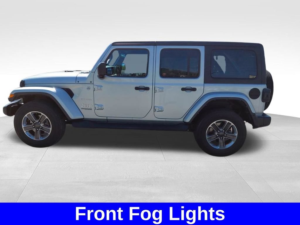 Used 2022 Jeep Wrangler Unlimited Sahara AWD/4WD image 19