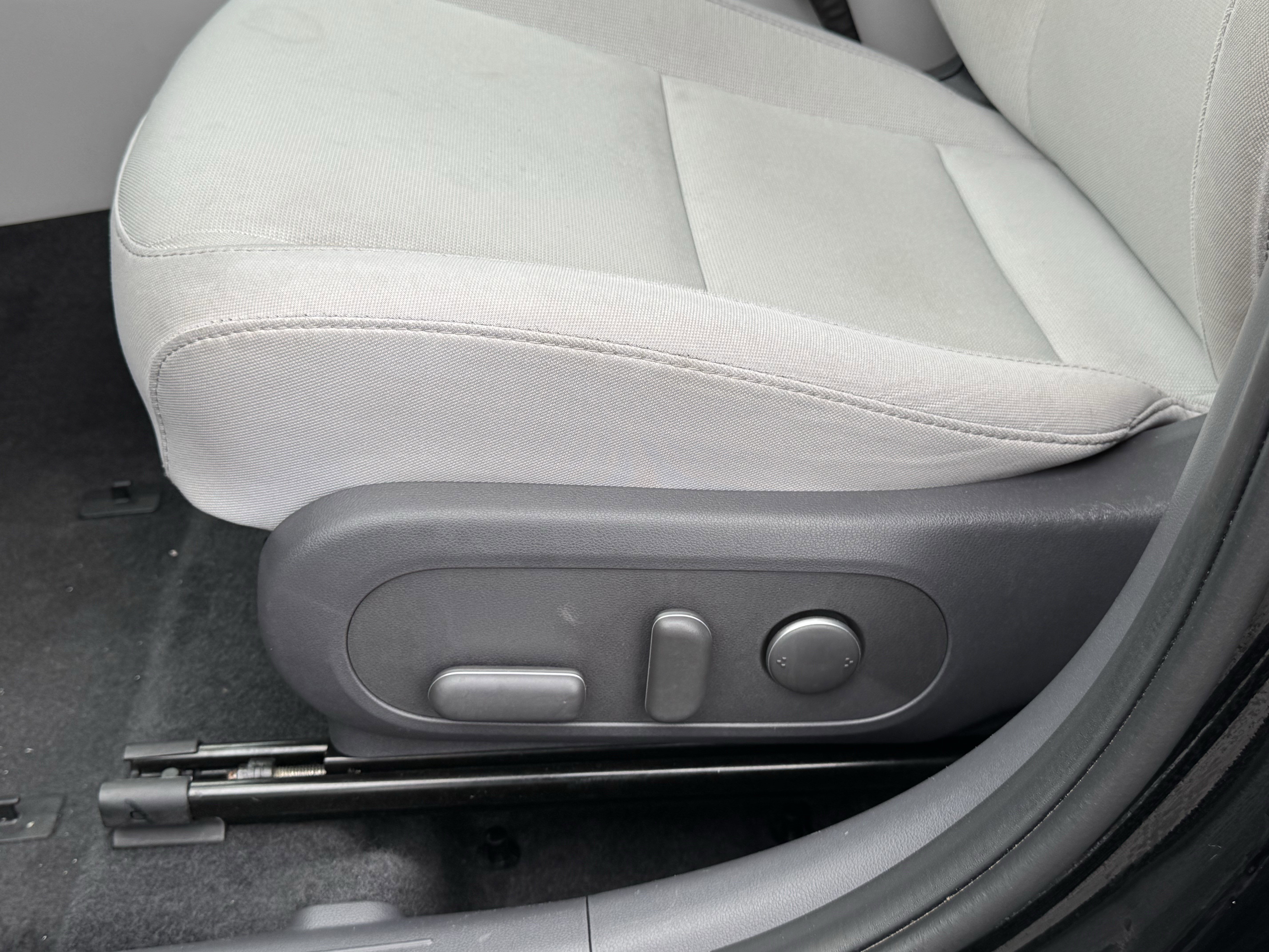 Used 2024 Hyundai Kona SEL w/ Convenience Package image 27