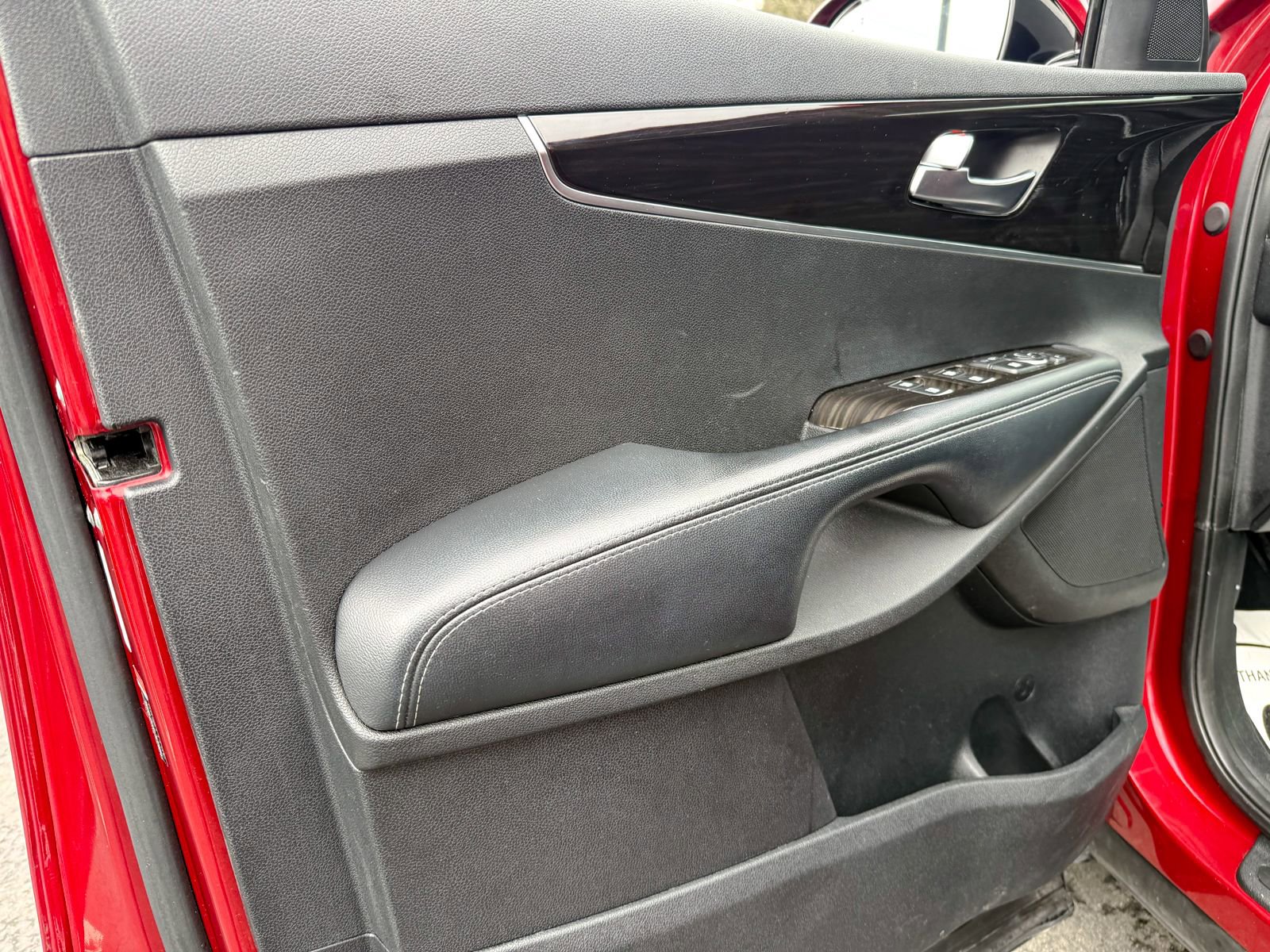 Certified 2020 Kia Sorento LX image 17