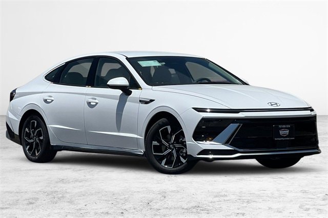 New 2025 Hyundai Sonata SEL image 1