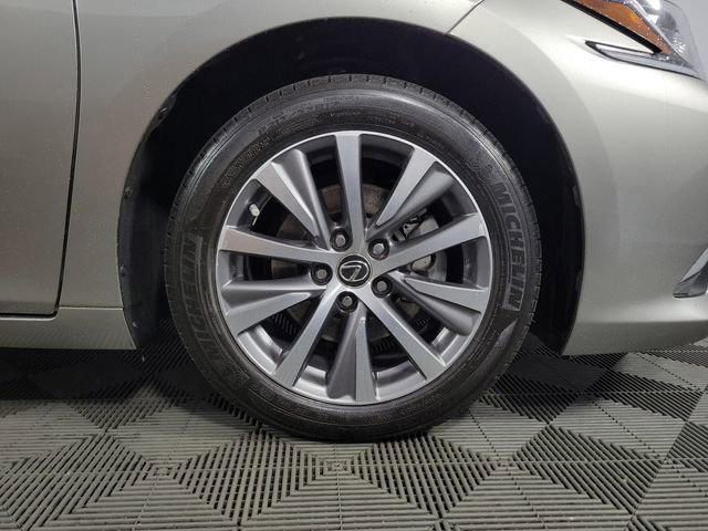 Used 2019 Lexus ES 350 w/ Premium Package image 12