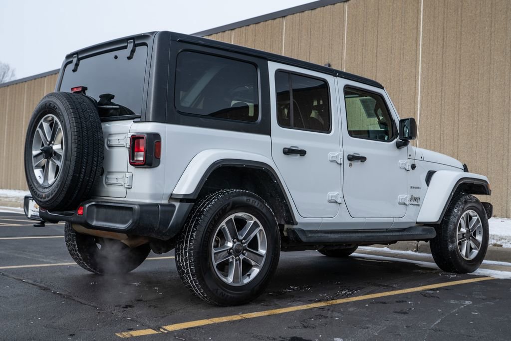Used 2022 Jeep Wrangler Unlimited Sahara image 7