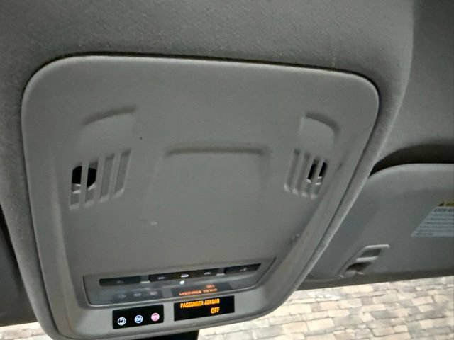 Used 2018 Chevrolet Cruze Premier FWD image 23