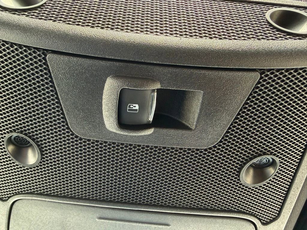 Used 2020 Ford F150 Lariat w/ Equipment Group 502A Luxury image 35