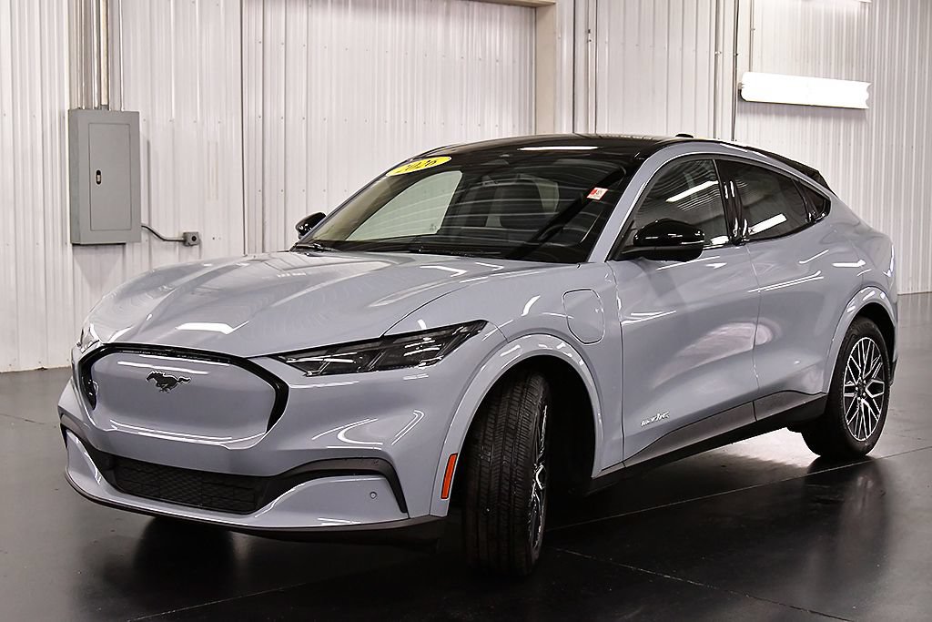 Used 2026 Ford Mustang Mach-E Premium AWD/4WD image 3