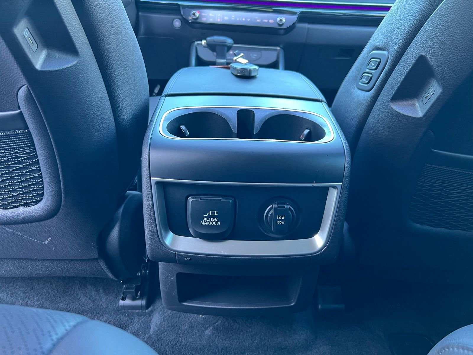 Used 2025 Kia Carnival SX Prestige image 47