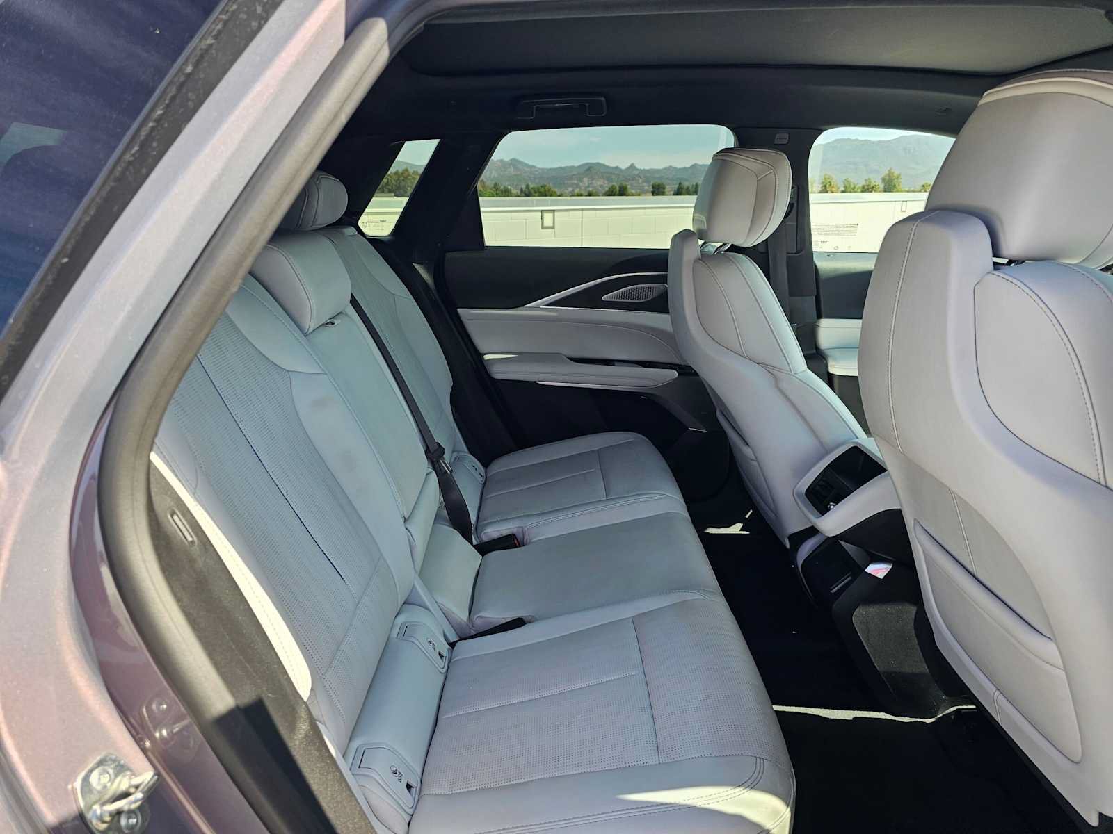 Used 2024 Cadillac Lyriq Sport RWD image 12