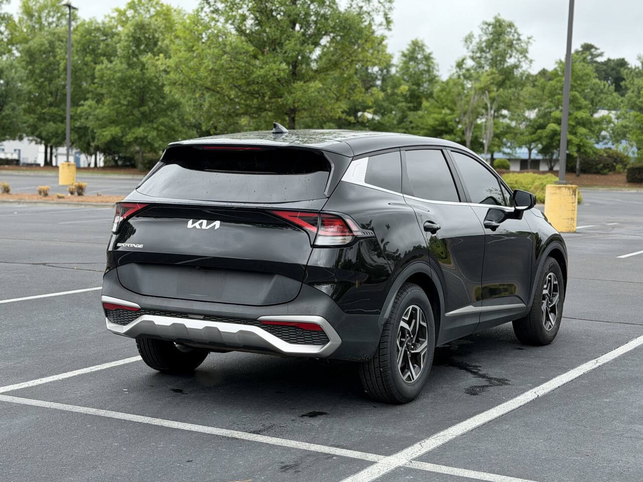 Used 2023 Kia Sportage LX FWD image 7