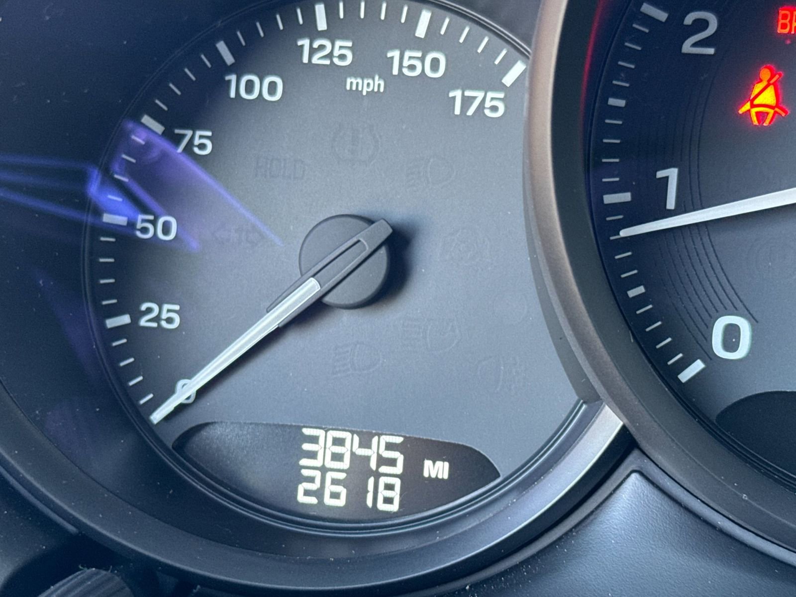 Certified 2025 Porsche Macan image 31